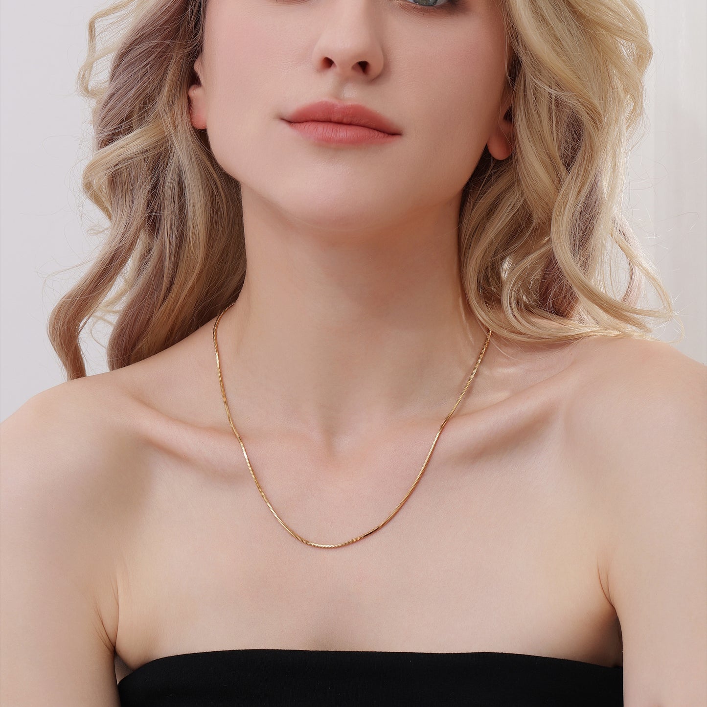 Shimmer & Shine Gold Square Snake Chain