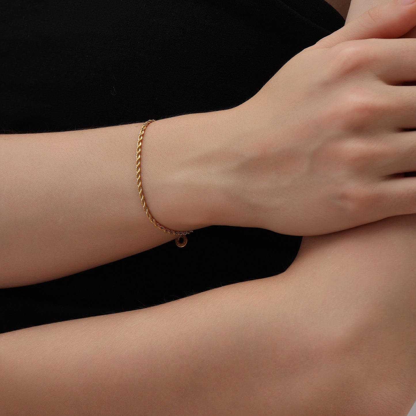 Elegant Gold Rope Chain Bracelet