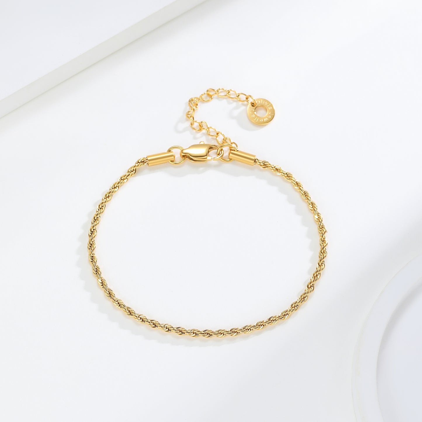 Elegant Gold Rope Chain Bracelet