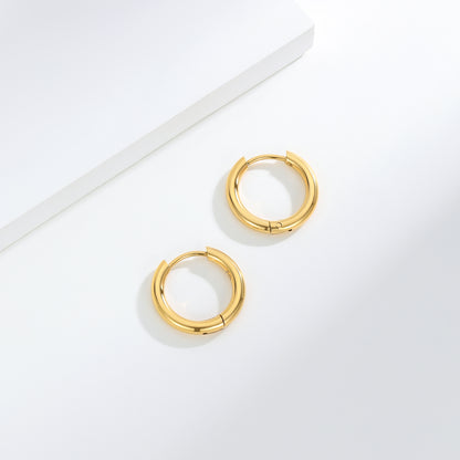 Classic Everyday Lightweight Gold Hoop Earrings